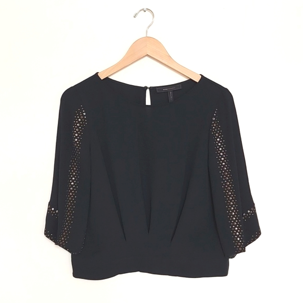 Bcbgmaxazria black cropped top